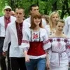 У Черкасах молодь у вишиванках пройшла 5 кілометрів