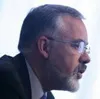 Табачник дозволив чиновникам подорожувати за державний кошт 