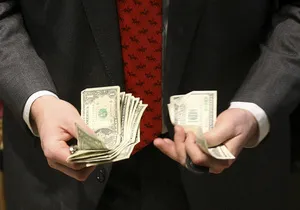Частина зовнішнього боргу України опинилася в руках американців