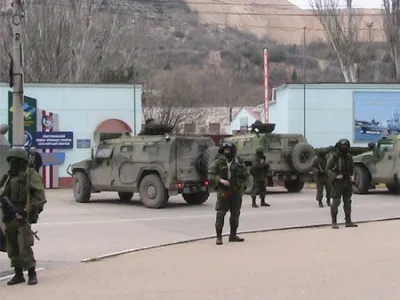 Російські військові застосовують фізичну силу, – прикордонники