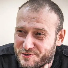 Ярош: "Правий сектор" виступає за позаблоковий статус України