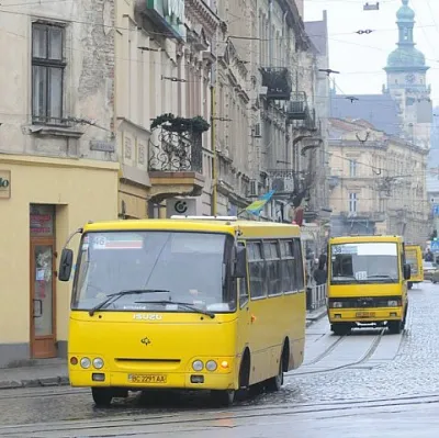 Проїзд в маршрутках Львова коштуватиме 3 грн