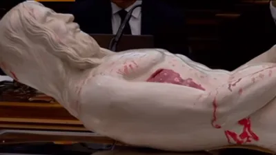 Об’ємне зображення Ісуса Хреста