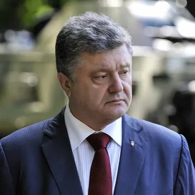 Порошенко оголосив про припинення вогню на Сході України