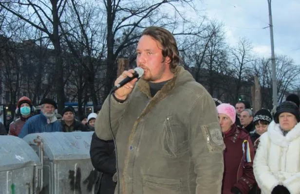Олександр Коба повідомляє, що міліція перейшла на бік народу | Фото: Ілона Чорногор