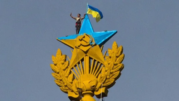 Український руфер віддав батальйону Донбас  5 тисяч доларів, що заробив від Lifenews