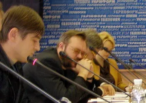 Авторитарний лідер і мобілізаційний проект можуть з’явитися миттєво