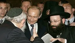 Видача грошей за расовою ознакою. Вгадайте, кому даватимуть :)