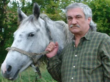 Як переказати гроші на екранізацію "Чорного ворона" Василя Шкляра 