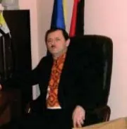 Кого підгодовує Україна