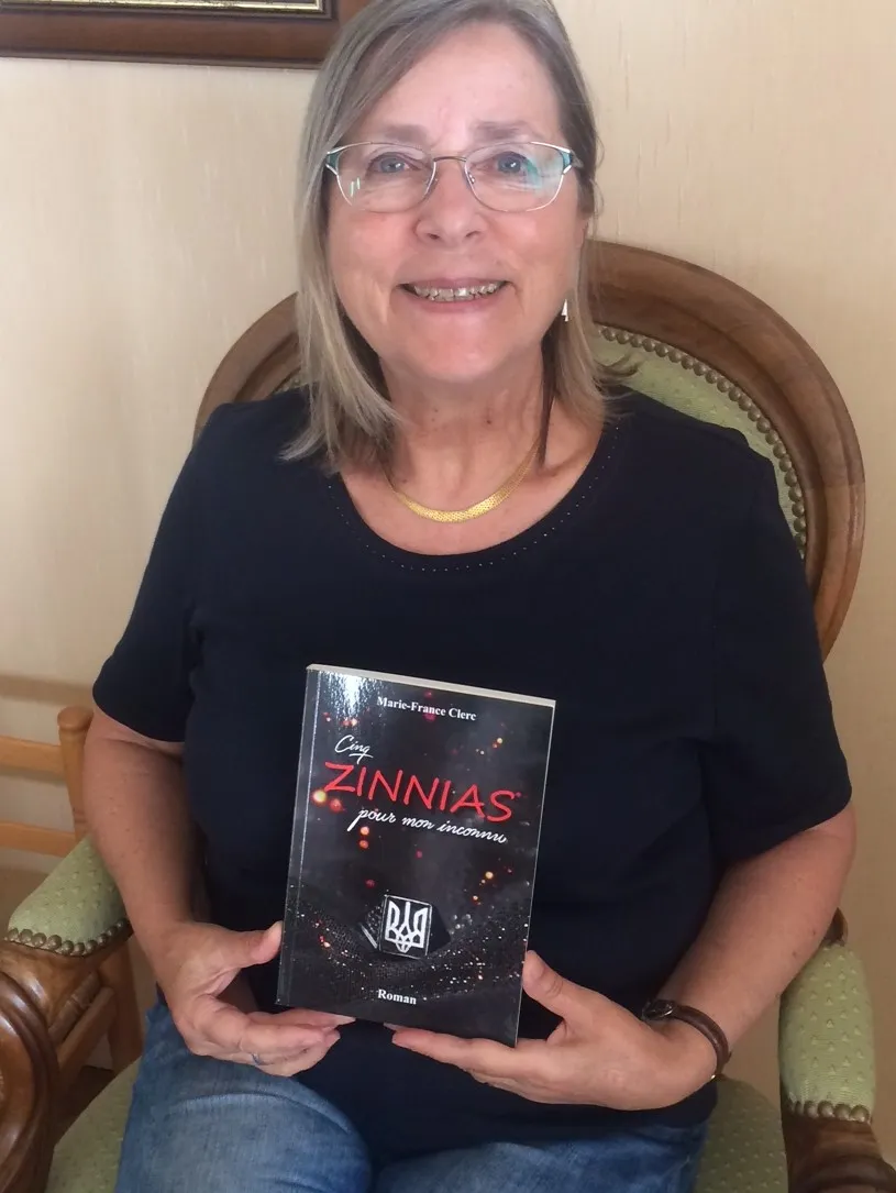 Марі-Франс Клєр (Marie-France Clerc), авторка книжки «П'ять майорців для свого невідомого» («Cinq zinnias pour mon inconnu»)